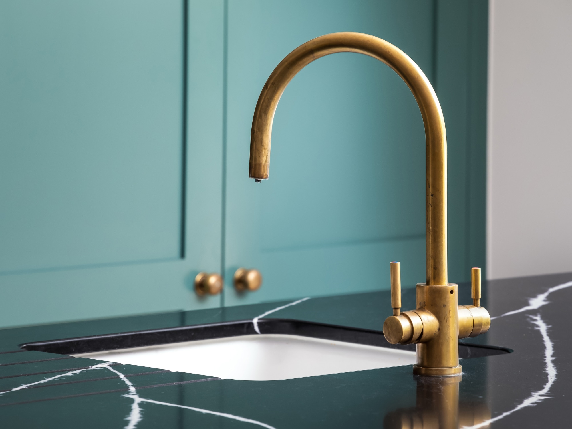 BRONZE QUOOKER TAP