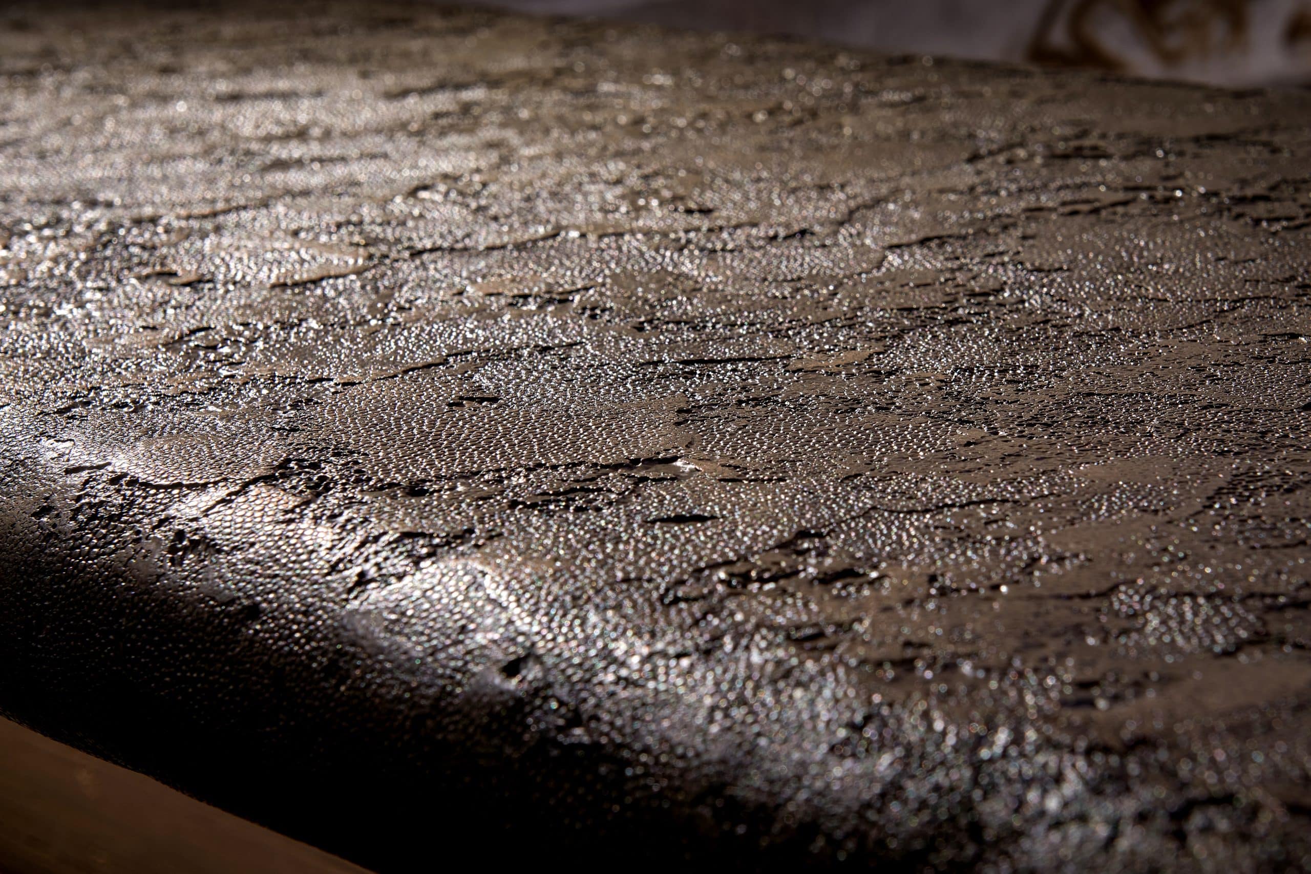 Liquid metal worktop contemporary kitchen design Sevenoaks & Tunbridge Wells