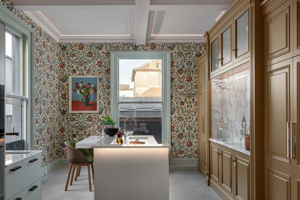 Rencraft kitchen House of Hackney wallpaper